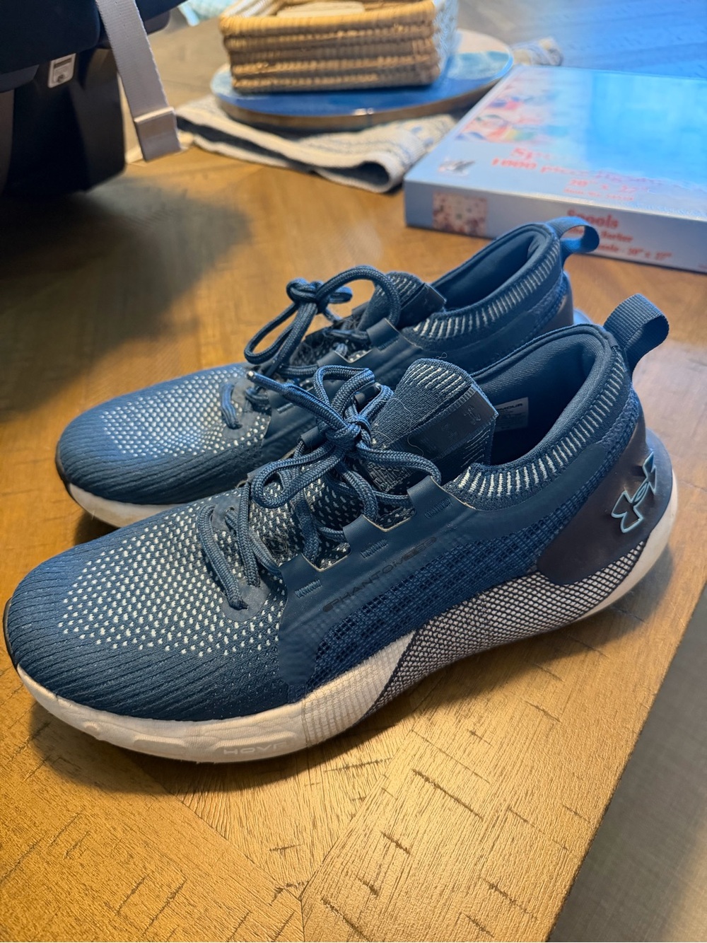 Like New Men’s Under Armour Sneakers
